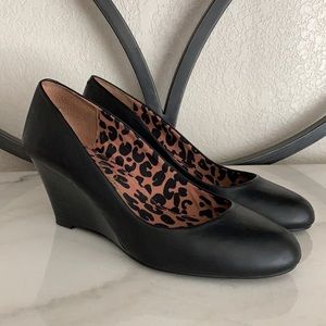 Jessica Simpson Wedges